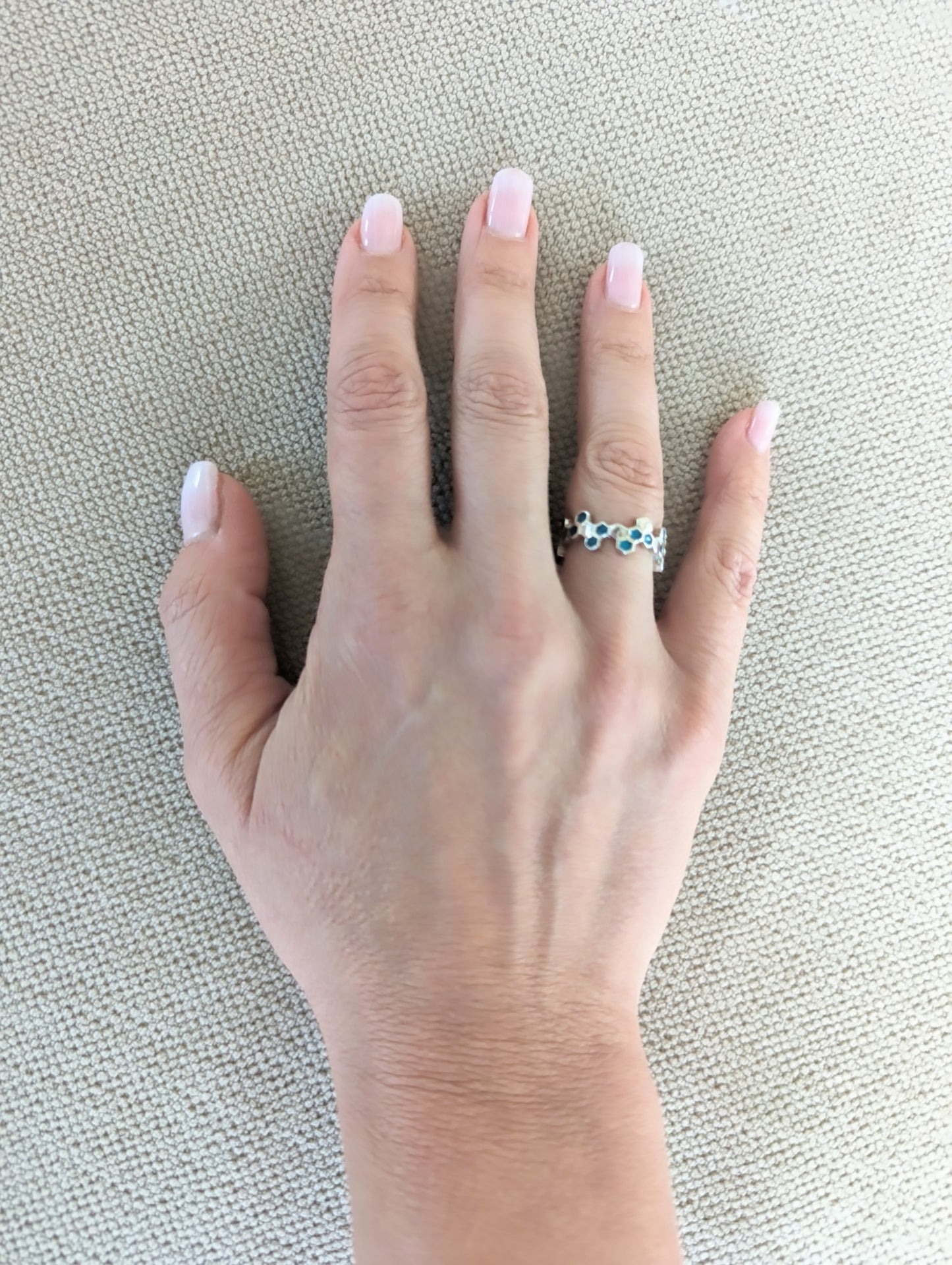 Bague nid d'abeille médium