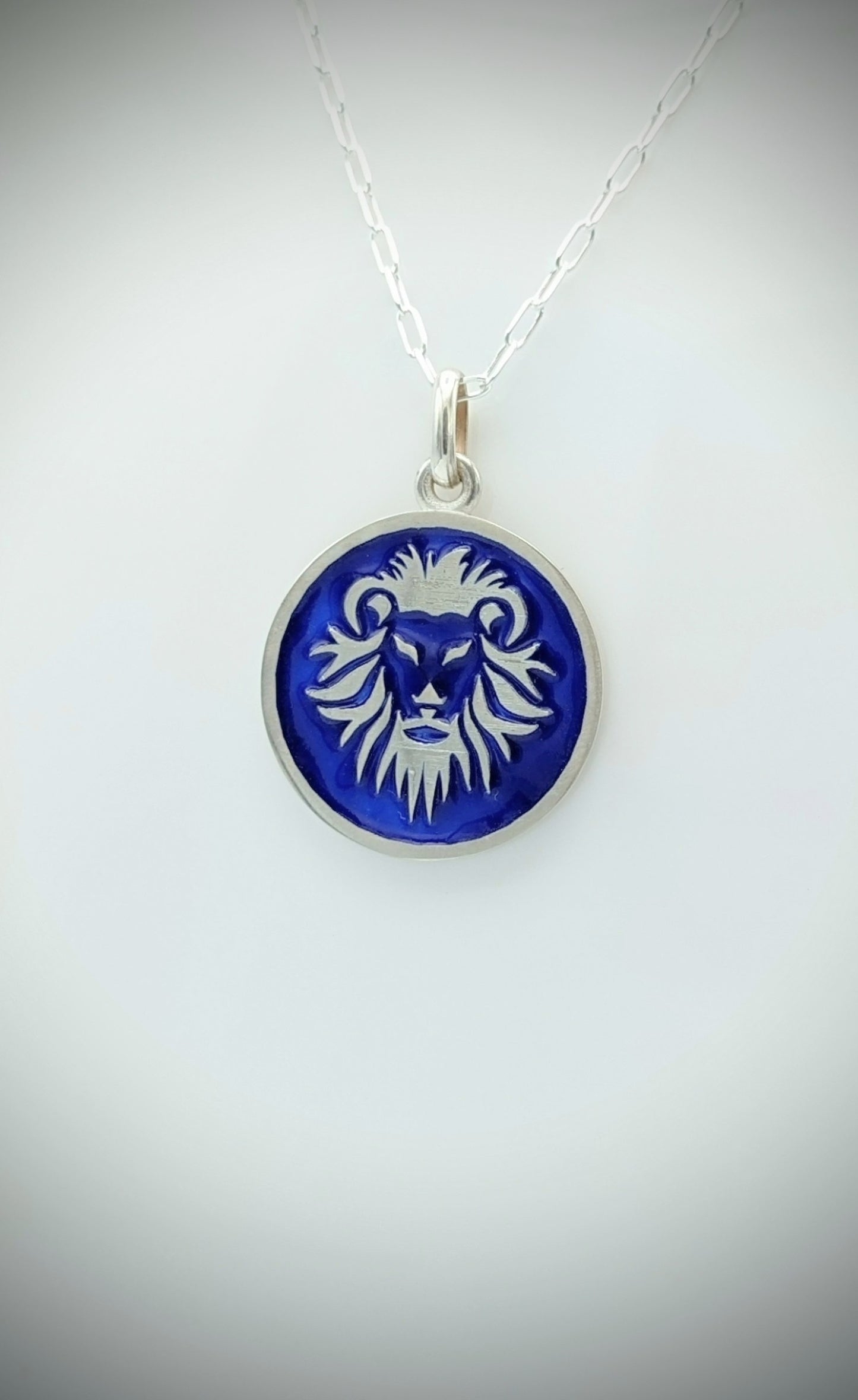 Lion BL