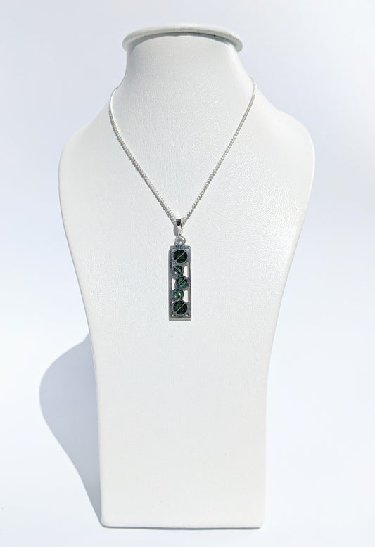 Pendentif VALÉRY vert sapin